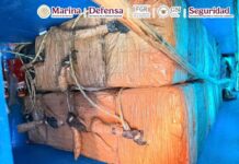 En una operación marítima se asegura semisumergible con presunta cocaína en las costas de Colima