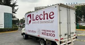 Serán beneficiados con leche para el Bienestar 2.5 millones de agremiados de la CROC / Por Alicia Valverde