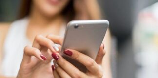 Compara precios: Telefóno celular con diferencias de 33% / Por Alejandro Durán